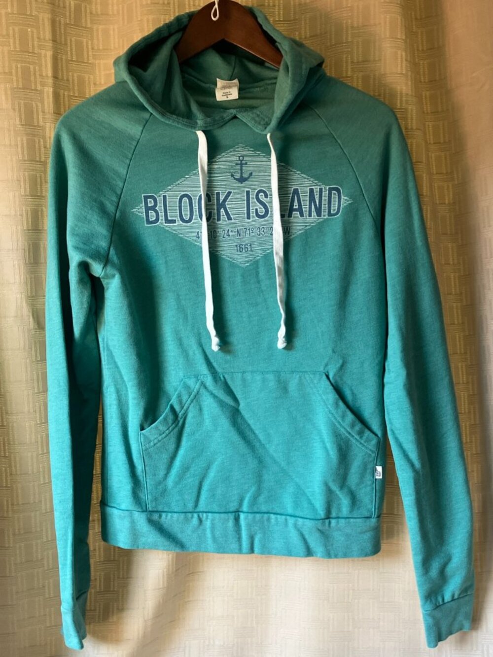 BLOCK ISLAND Hoodie Hooded Sweatshirt - BLUE 84 - Teal Lagoon - Size Small
